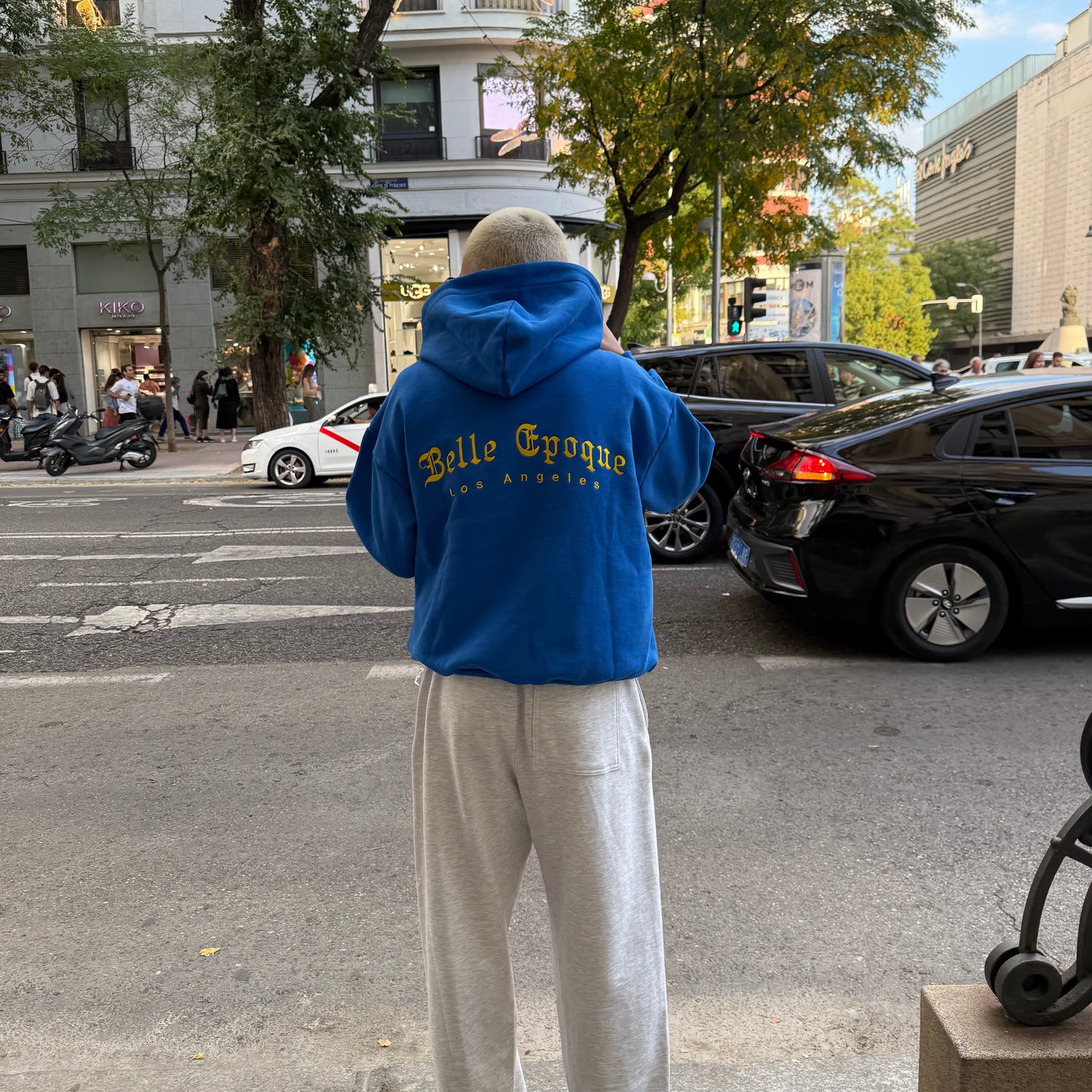 Bleu méditerranéen